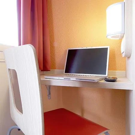 Premiere Classe Bordeaux Est لورْمو