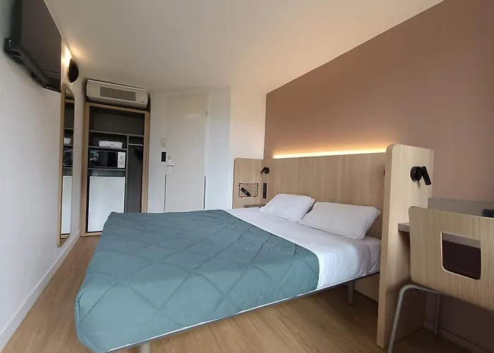 Premiere Classe Bordeaux Est * Lormont